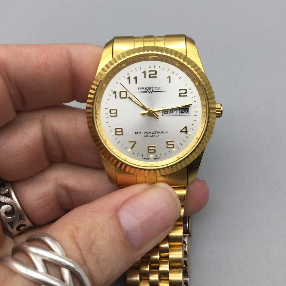 Prestige By Waltham Men Watch 36mm White Dial Gold Tone VPP012 New Battery 7.25